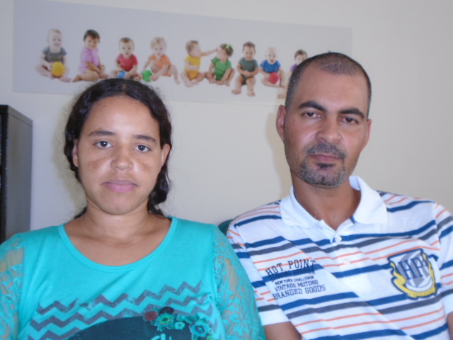Mrcio e Leila, 36 anos, casado(a), 2